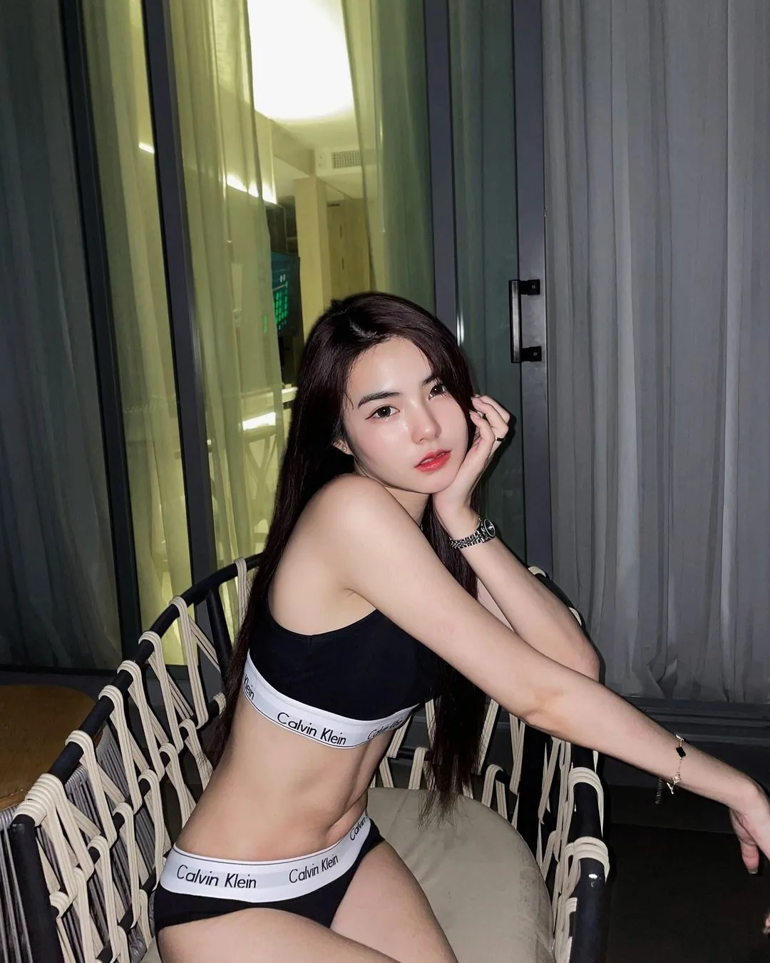 MidnightMei escort Karviná