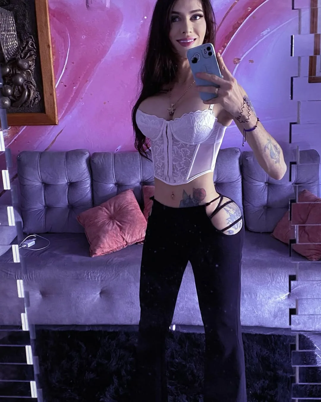 Sara escort Karviná